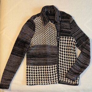 Women’s Chaps Black and White Patterned Sweater with Zipper